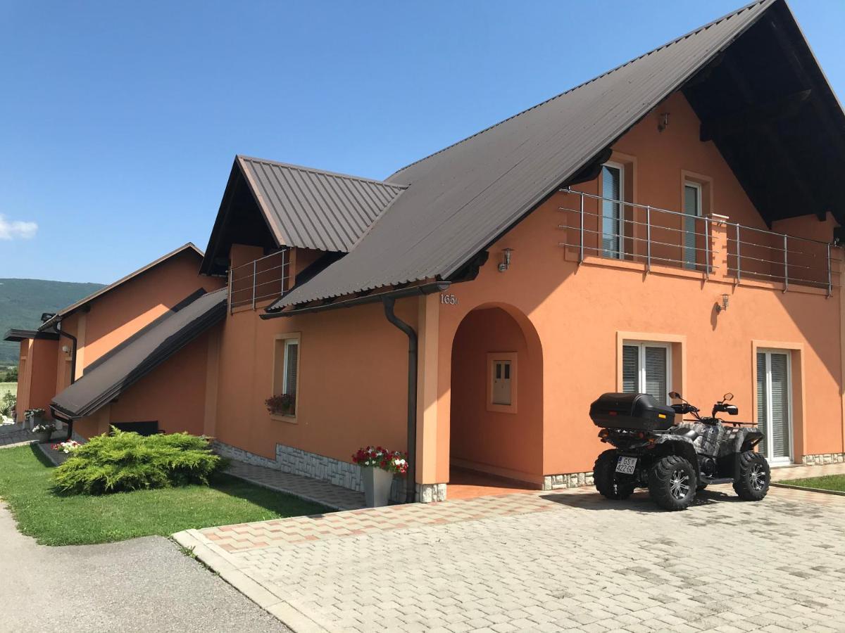 Holiday Home Bozica Licko Lesce Екстер'єр фото