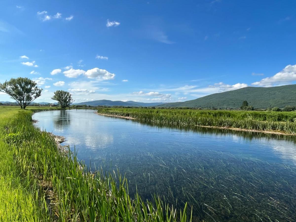 Holiday Home Bozica Licko Lesce Екстер'єр фото