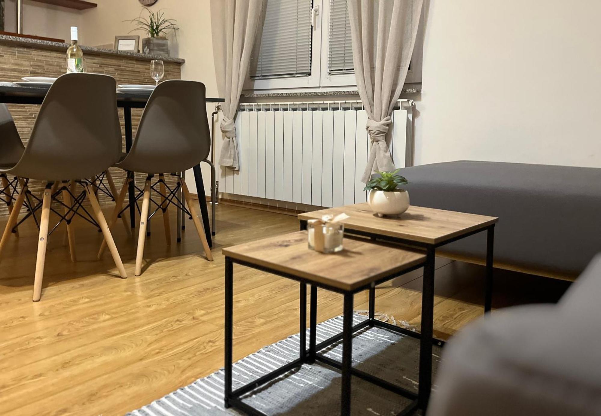 Holiday Home Bozica Licko Lesce Екстер'єр фото